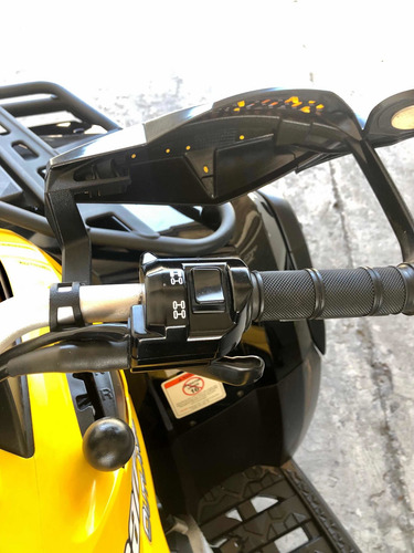 Imagen 8 de 24 de Cuatriciclo Can-am Outlander 800r 4x4 Excelente