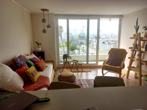 Departamento Amoblado, Excelente Ubicación De Providencia