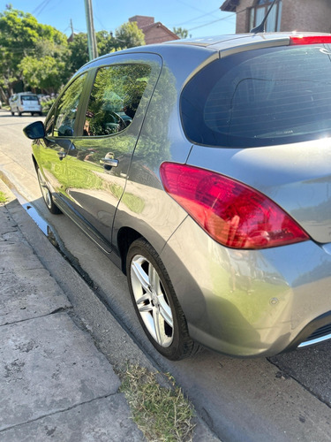 Peugeot 308 2.0 Feline 143cv