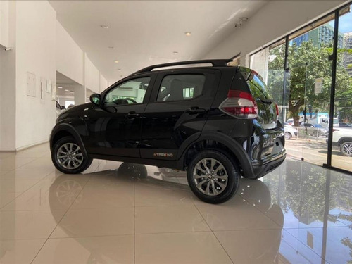 Imagem 3 de 6 de Fiat Mobi 1.0 Trekking 2021/2022