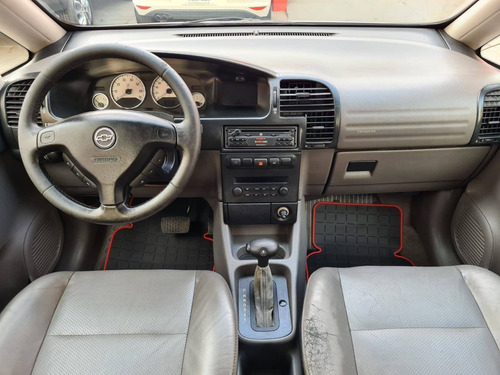 Imagem 14 de 15 de Chevrolet Zafira 2.0 Mpfi Elite 8v Flex 4p Automático