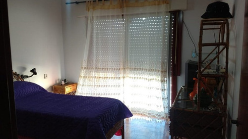 Imagen 8 de 14 de Galpon Con Vivienda En Venta En Castelar Sur