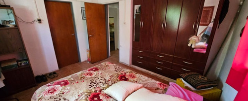 Venta Casa 3 Dormitorios / Agua De Oro