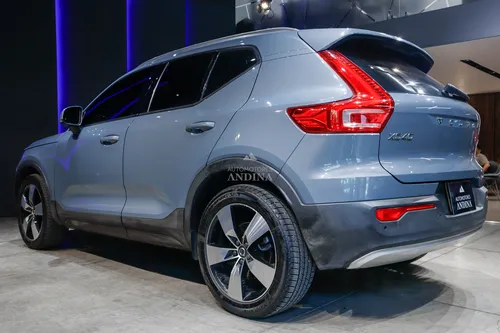 Volvo XC40 T4 Momentum 2.0