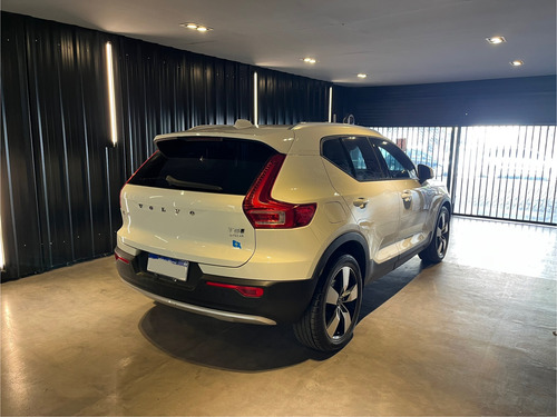 Volvo Xc40 2.0t T5 R-design Awd