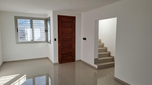 Imagen 5 de 30 de Duplex A Estrenar
