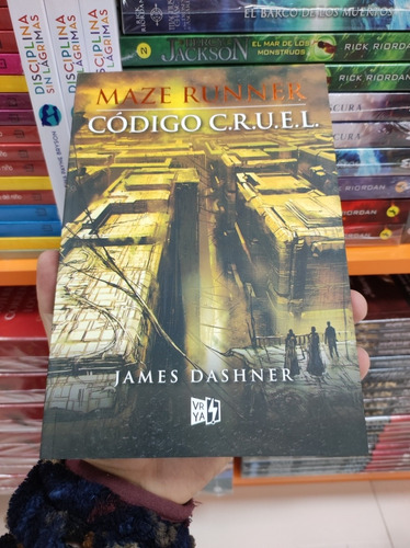 Libro Código C.r.u.e.l - Maze Runner - James Dashner