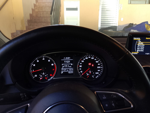 Audi A1 1.4 Tfsi Attraction S-tronic 5p