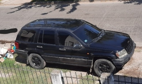Jeep Grand Cherokee 2000 3.1 Laredo