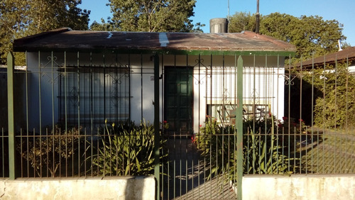 Imagen 1 de 15 de Casa En Venta Barrio Las Campanillas Merlo