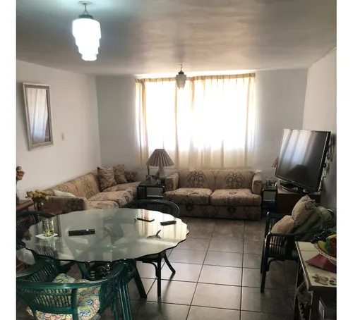 Amplia Casa En Col. Benito Juárez Nezahualcóyotl