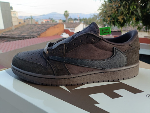 Tenis Jordan 1 Low Travis Velvet Brown Talla 31cm