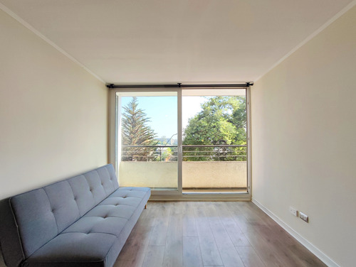 Edificio Av. Américo Vespucio (1 Est. 1 Bod.) Vista Ponien