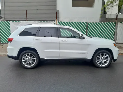 Jeep Grand Cherokee 5.7 Summit 4x4 Mt