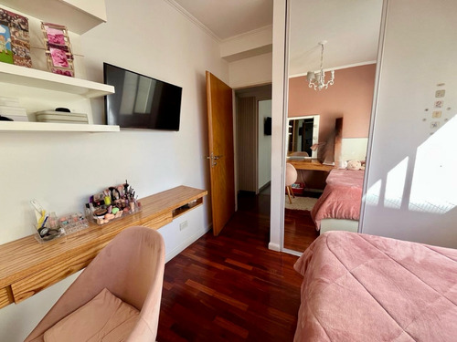Departamento 4 Amb Con Cochera Y Balcon Aterrazado!!!
