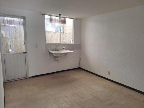 Casa En Condominio En Venta En Colinas De Ecatepec, Ecatepec De Morelos, México