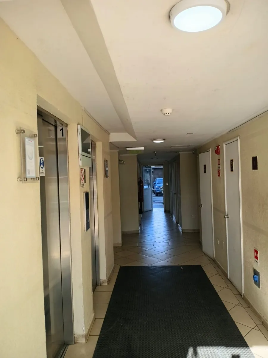Imagen 5 de 30 de Departamento Grande Buen Sector La Granja Con Estac Y Bodega
