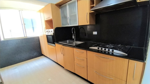 Imagen 8 de 18 de Apartamento En Venta Lecheria - Resd. Altamira Palace - 04147810288/04248116548