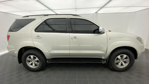 Toyota Fortuner 4.0 Sr5