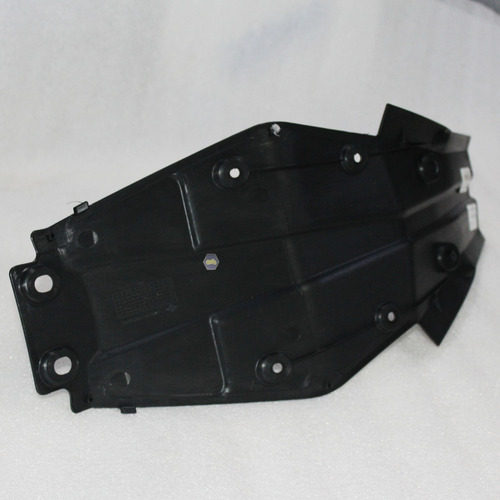 Imagen 2 de 3 de Salpicadera Trasera Moto Dinamo R2 250 (2015-2019)