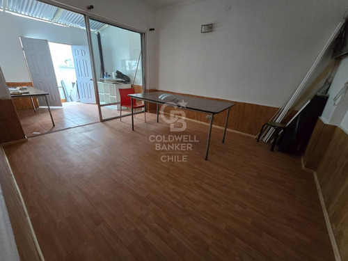 Casa Para Empresa Con Capacidad Para 20-25 Personas.