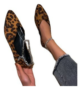 Pisos Vintage De Mujer Con Punta Y Cadena De Leopardo