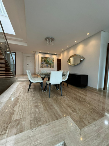 Se Vende Quinta En Terrazas De La Viña Conjunto Privado