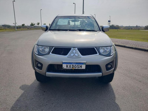 Mitsubishi L200 L-200 Triton 4x4 At 3.2 16v Tb-ic Dies. (nac) 4p