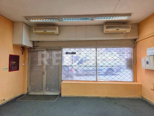 Alquiler De Local Comercial En El Centro Yi Y 18