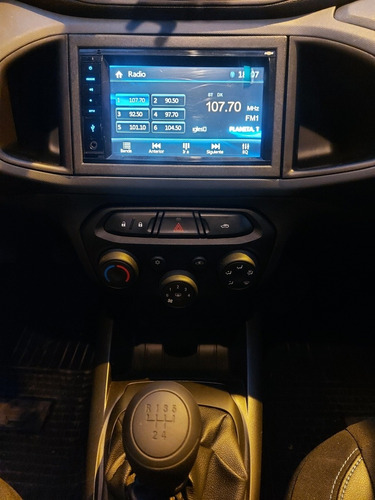 Chevrolet Onix Joy Full
