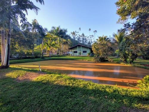 Chácara No Litoral Com 3 Quartos Em Peruíbe/sp