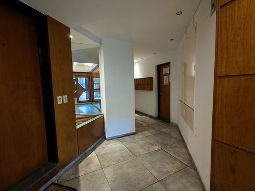 Departamento En Venta 2 Dormitorios Semipisos C/balcón Terraza Montevideo 1900 Piso 8