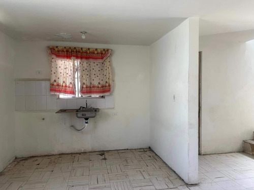 Casa En Venta En Escobedo, A 100m De Av. Raul Salinas