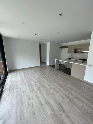 Apartamento En Venta En Medellín Las Palmas, Padre Marianito. Cod 10805