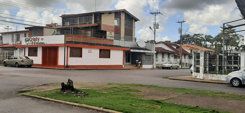 Edificio En La Av Fuerzas Armadas Ve02-1556sc-yabi