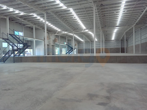 Bodegas Industriales En Venta Direccion Qro-cdmx (distintas Medidas)