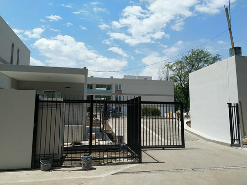 Imagen 7 de 20 de Departamento En Venta Ubicado En Villa Los Remeros, Rincón De Milberg, Tigre
