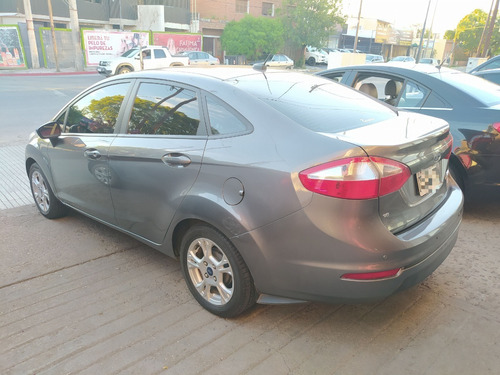 Fiesta Kinetic S Plus C/gnc 69mil Km!! 2014