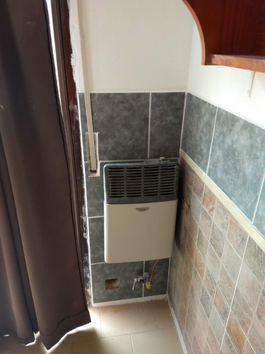 Imagen 7 de 8 de Comodo Departamento De Un Ambiente En Mar De Ajo Con Cochera A Tres Cuadras Del Mar