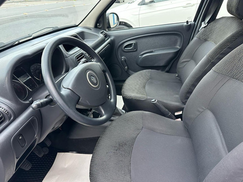 Renault Clio Expression 1.0 16v 4p