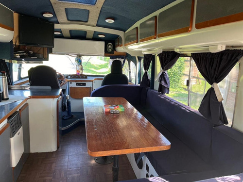 Motorhome Motor 1114 Excelente Estado, Viajan Y Duermen H 8