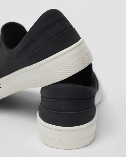 Tenis Bambas Zara Slip On Negros Unisex Número 25 7usa (Usado)