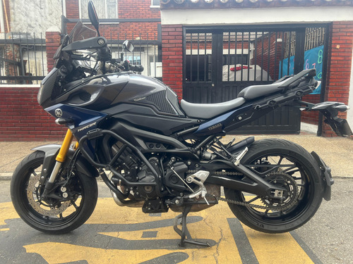 Tracer 900