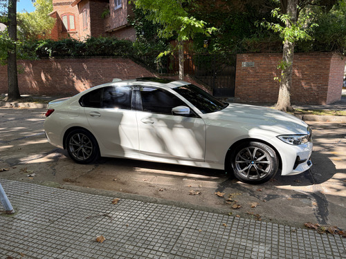 BMW 320 2.0 320i Sedan Sportline