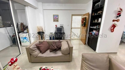 Imagen 13 de 30 de Apartamento En Venta Al Oeste De Barquisimeto Cocina Con Acabados Italianos Concepto Abierto Gabriela C. #23-15395