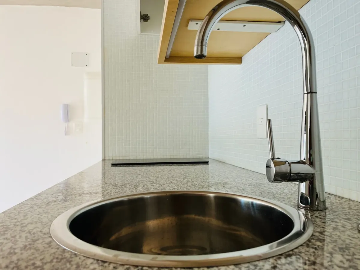 Apartamento En Alquiler En Pocitos Un Dormitorio Con Garage Y Box · Foto 4