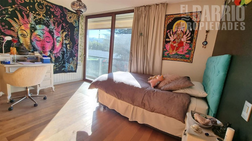 Casa En Venta De 3 Dorm. En Piedra Roja, Chicureo