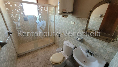 Penthouse En Alquiler En Turmero Aragua 25-6811 Irrr