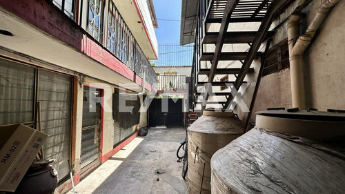 Venta Edificio Comercial En Calzada De Las Armas, Naucalpan
