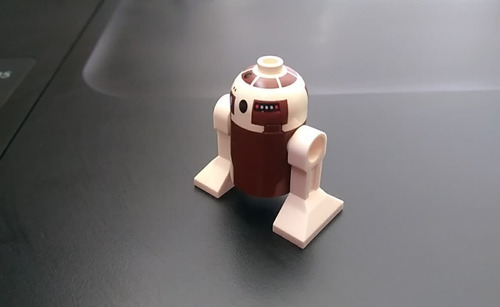 Lego Star Wars R7-d4 Brown Astromech R2-d2 Clone #8093 3.2cm